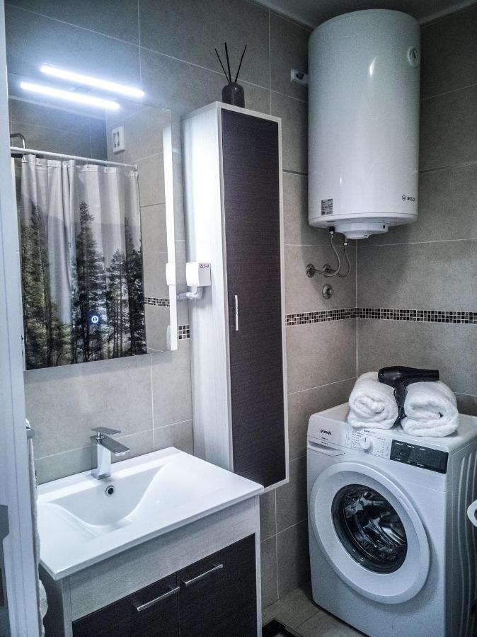 Raw Industrial City Apartment Subotica Exterior photo