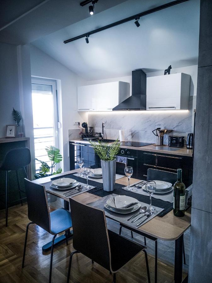 Raw Industrial City Apartment Subotica Exterior photo