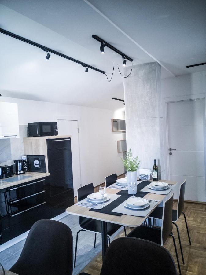 Raw Industrial City Apartment Subotica Exterior photo